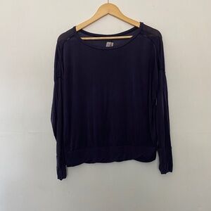 Nesh NYC Blue Long Sleeve Round Neck Light Weigh tTop